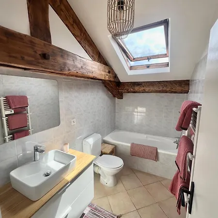 Apartment Sous Les Toits De Golfe Juan, 2 A 4 Personnes