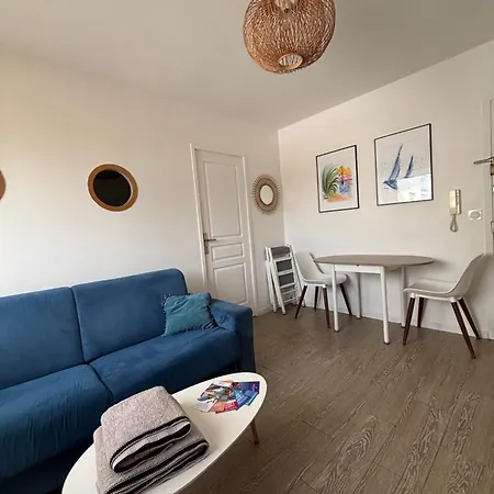 Soléa Deux Pièces Golfe Juan 2 à 4 Personnes à 5 Min Apartamento *